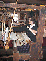 Lindenfelser Museum, Frau am Webstuhl