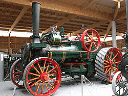 Dampfpflug-Lokomotive (Hersteller Ad. Heucke, Gatersleben), Baujahr 1911 Dampfpflug-Lokomotive (Hersteller Ad. Heucke, Gatersleben), Baujahr 1911