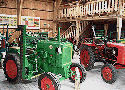 Museumshalle Reuters, Traktoren